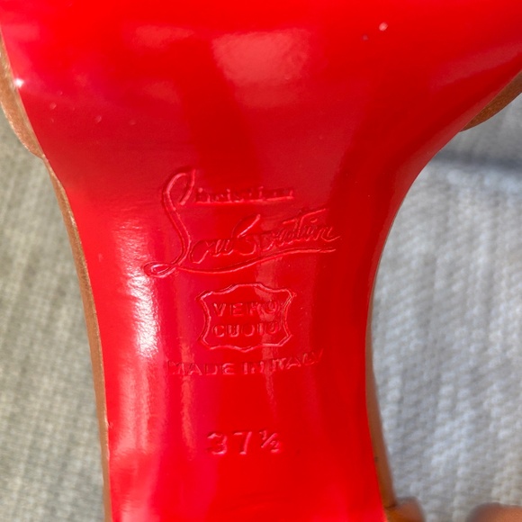 Brown Leather Louboutin Peep Toe Pumps, size 37.5 - Picture 3 of 5